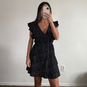 POLKA DOT WRAP DRESS FROM URBAN
